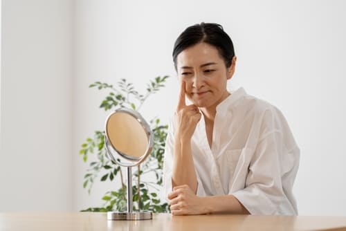 睡眠や食生活の乱れも原因になります